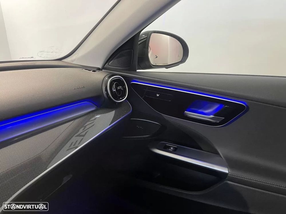 Mercedes-Benz C 300 e - 28