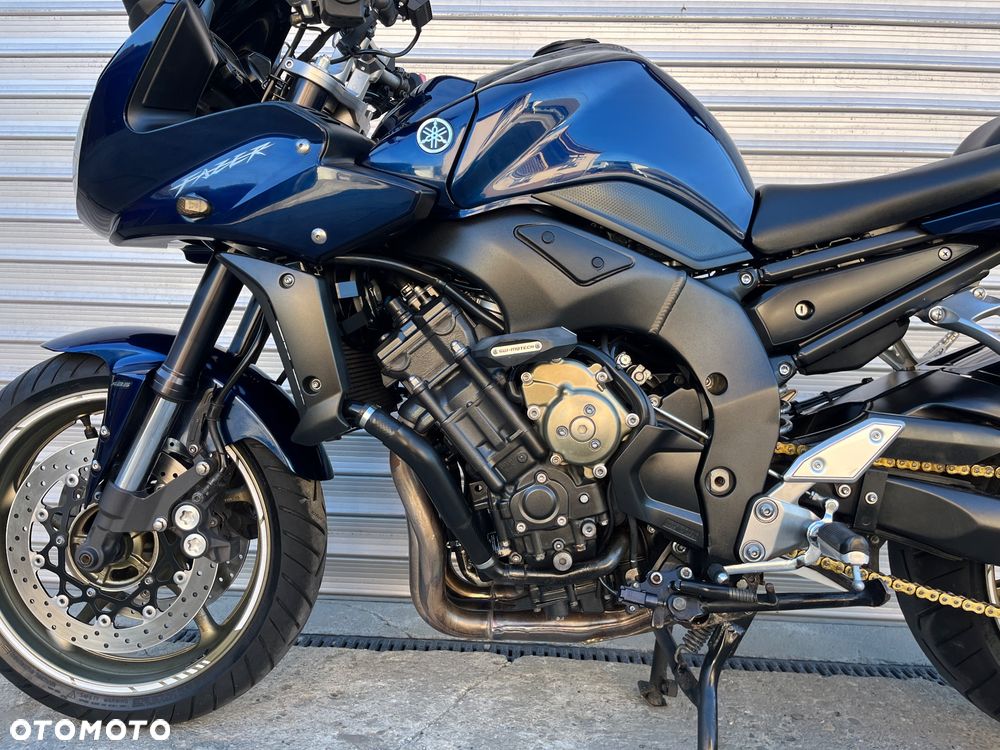 Yamaha FZ - 32