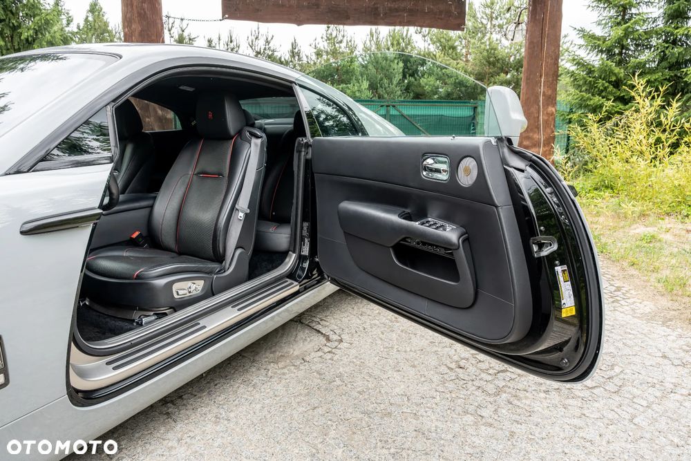 Rolls-Royce Wraith Standard - 22