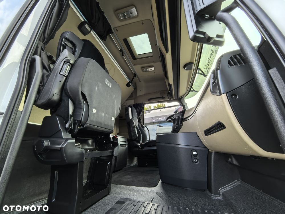 Mercedes-Benz Actros 2542 * Rozstaw 4900mm // Klima postojowa // - 29