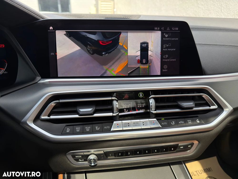 BMW X5 xDrive40i - 32