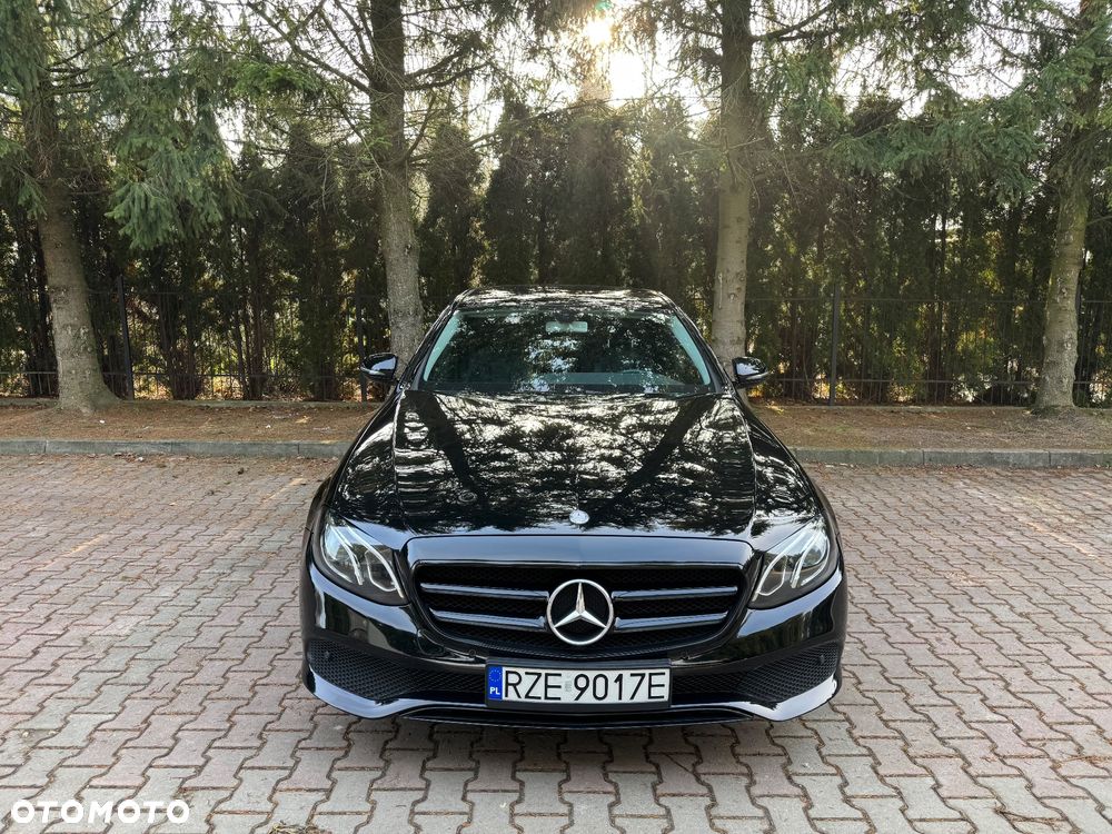 Mercedes-Benz Klasa E 220 d 9G-TRONIC - 2