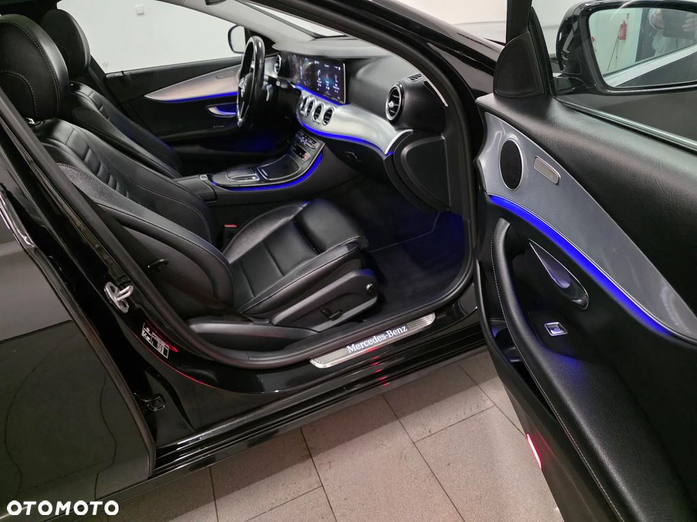 Mercedes-Benz Klasa E 220 d 9G-TRONIC AMG Line - 31