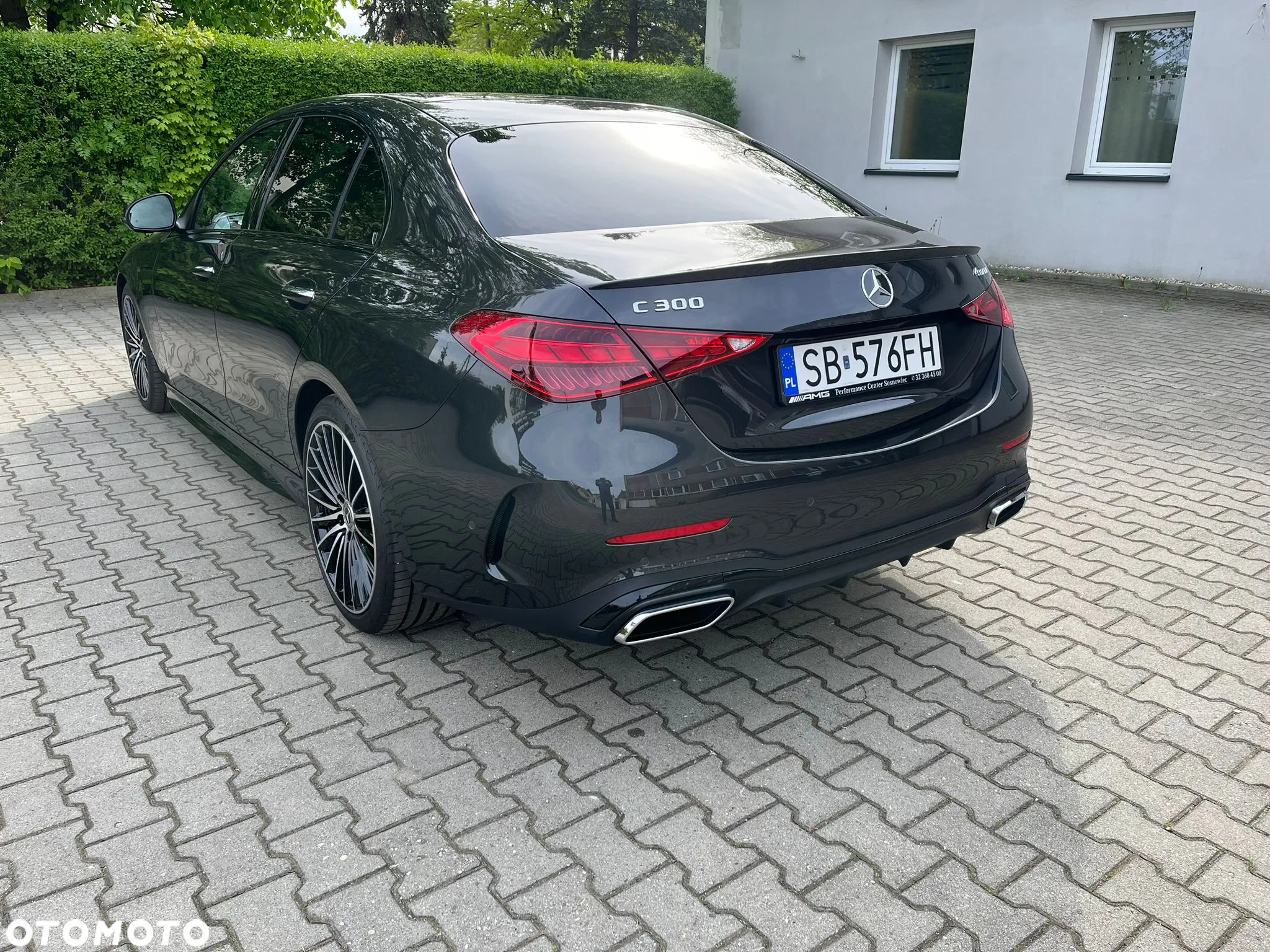 Mercedes-Benz Klasa C 300 4MATIC 9G-TRONIC - 9