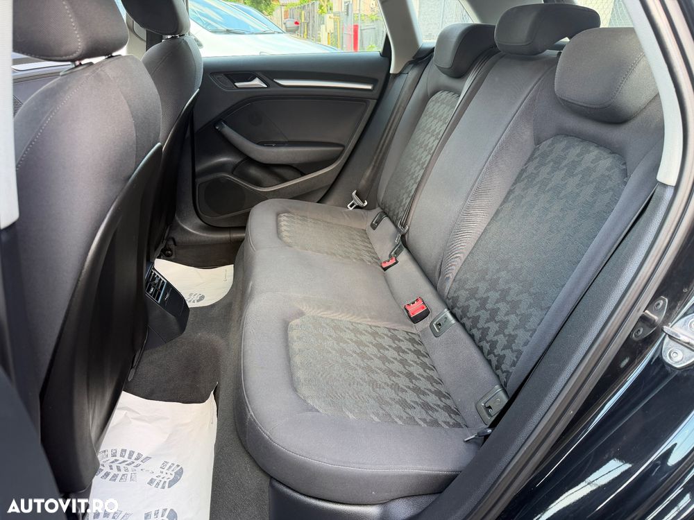 Audi A3 1.6 TDI Attraction - 7