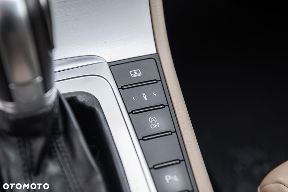 Volkswagen CC - 28