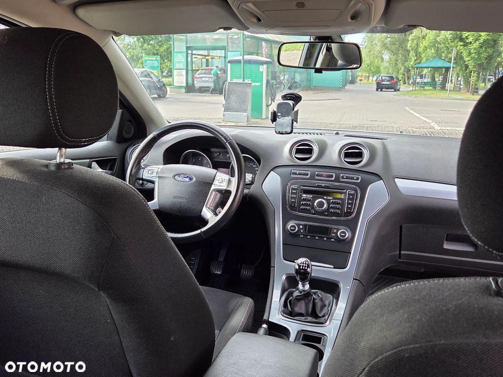 Ford Mondeo 1.6 T Silver X Plus - 13
