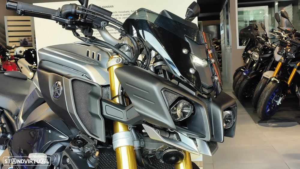 Yamaha MT-10 SP - 2