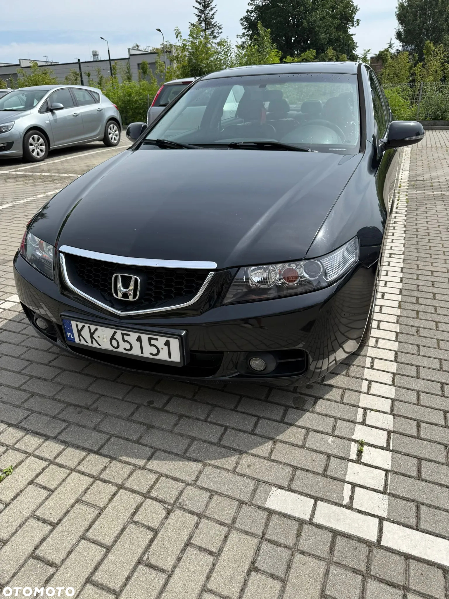 Honda Accord 2.0 Executive - 12