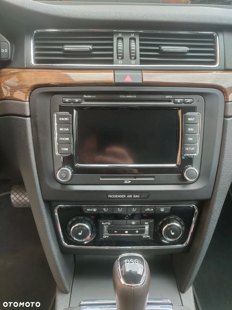 Skoda Superb 2.0 TSI L&K DSG - 19