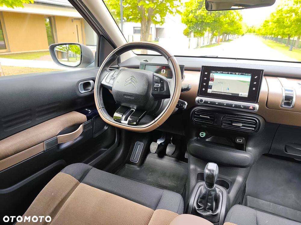 Citroën C4 Cactus 1.2 PureTech Shine S&S - 6