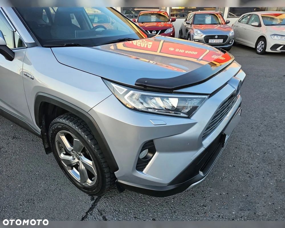 Toyota RAV4 - 9