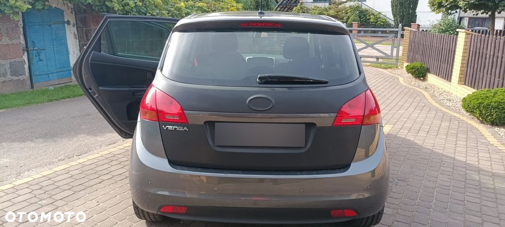 Kia Venga 1.4 L - 3