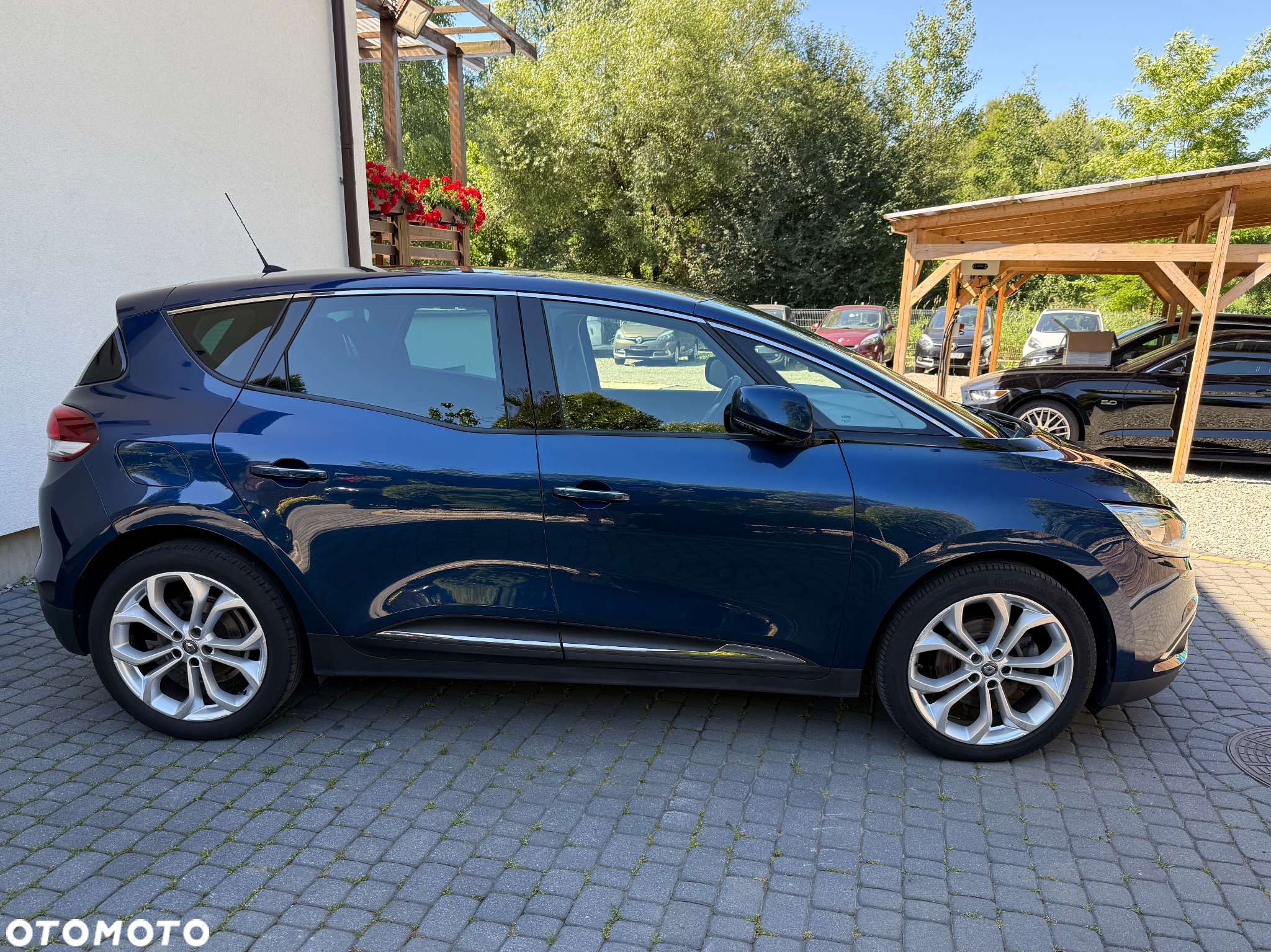 Renault Scenic TCe 140 GPF BUSINESS EDITION - 3