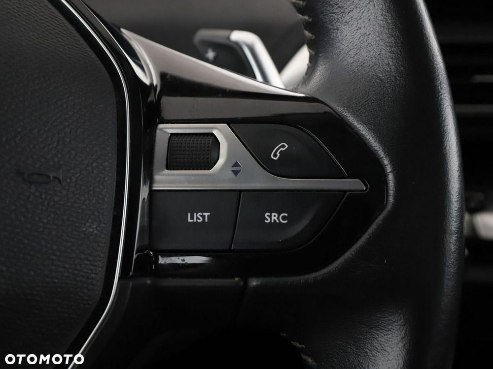 Peugeot 5008 1.5 BlueHDi Active Pack S&S EAT8 - 32