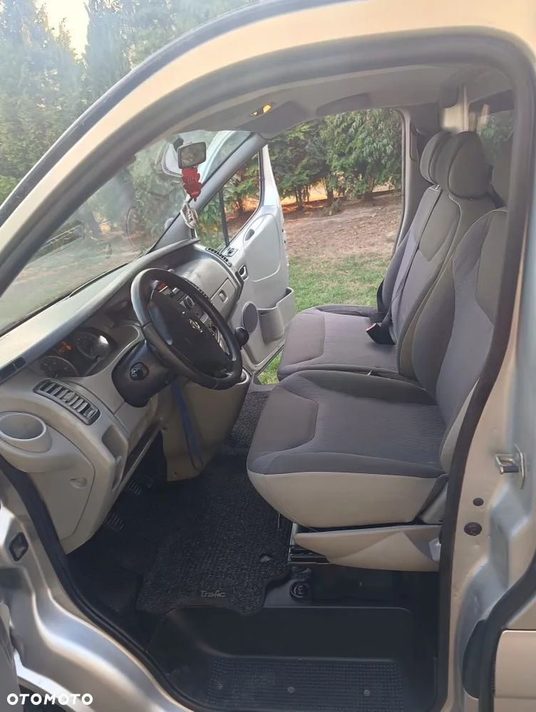 Opel Vivaro - 5