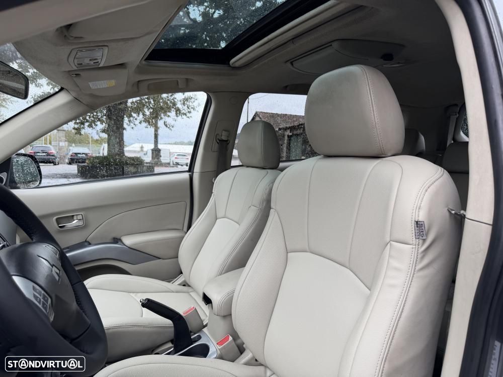 Mitsubishi Outlander 2.0 DI-D Intense 4WD - 9