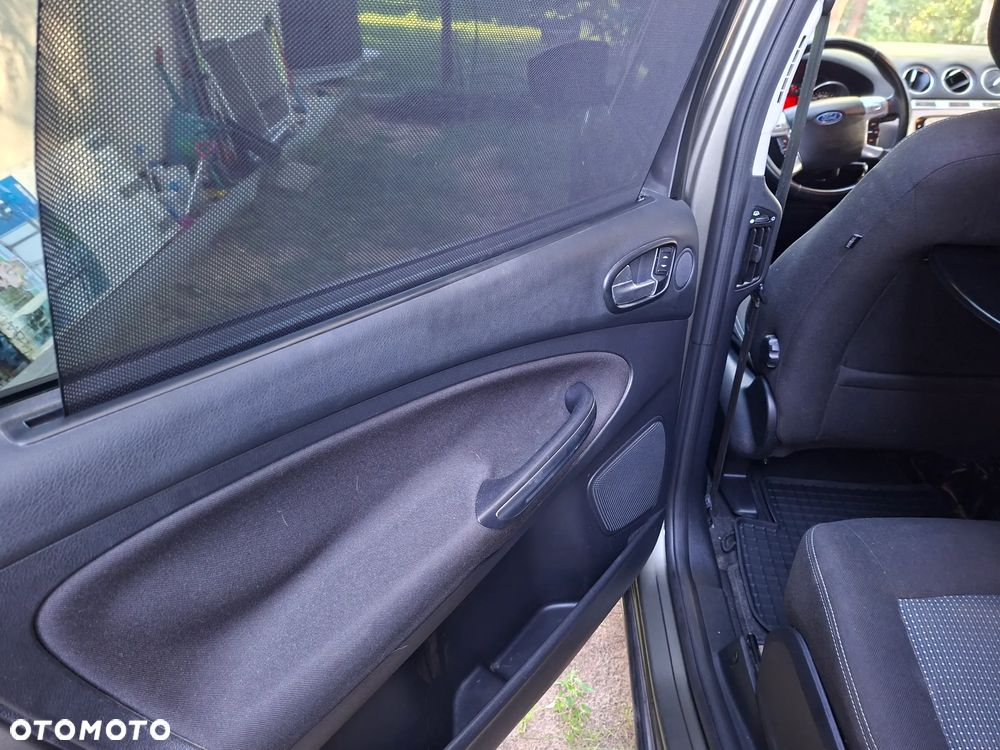 Ford S-Max - 6
