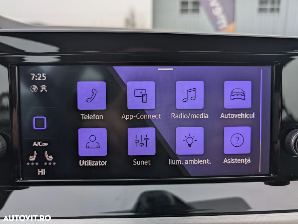 Volkswagen Golf 1.5 TSI ACT Style - 28