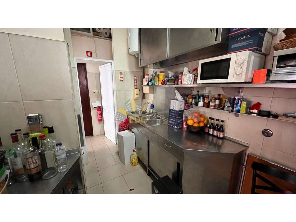 Café-snack bar para Trespasse | Localizado na Tapada das Mercês | N... - Grande imagem: 5/14