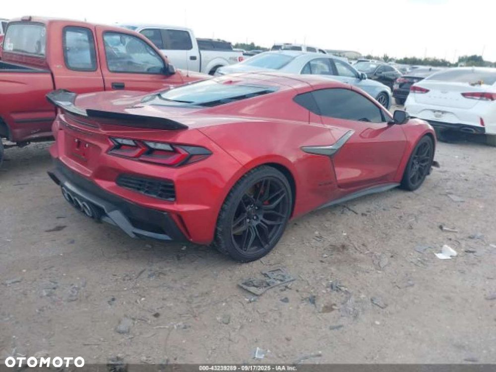 Chevrolet Corvette - 7