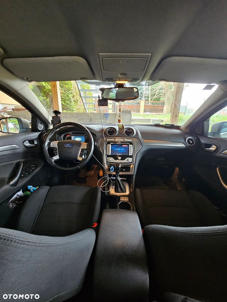 Ford Mondeo 2.0 TDCi Titanium - 21