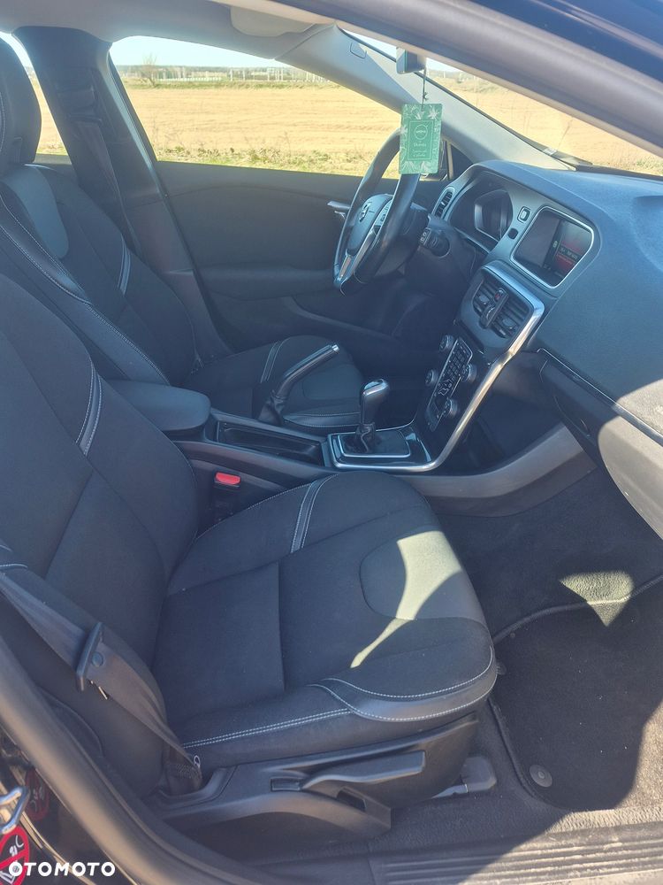 Volvo V40 D2 Drive-E R-Design Kinetic - 31