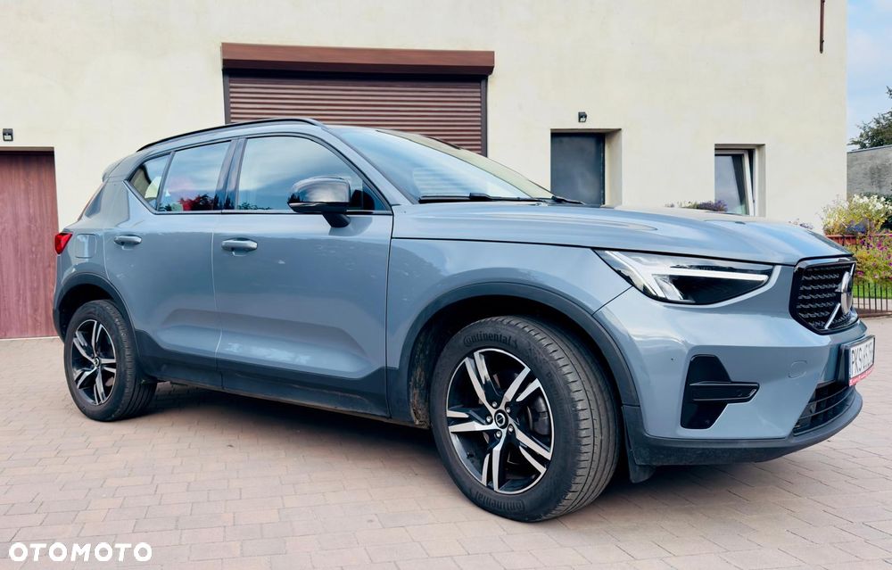 Volvo XC 40 B3 B DKG Plus Dark - 19