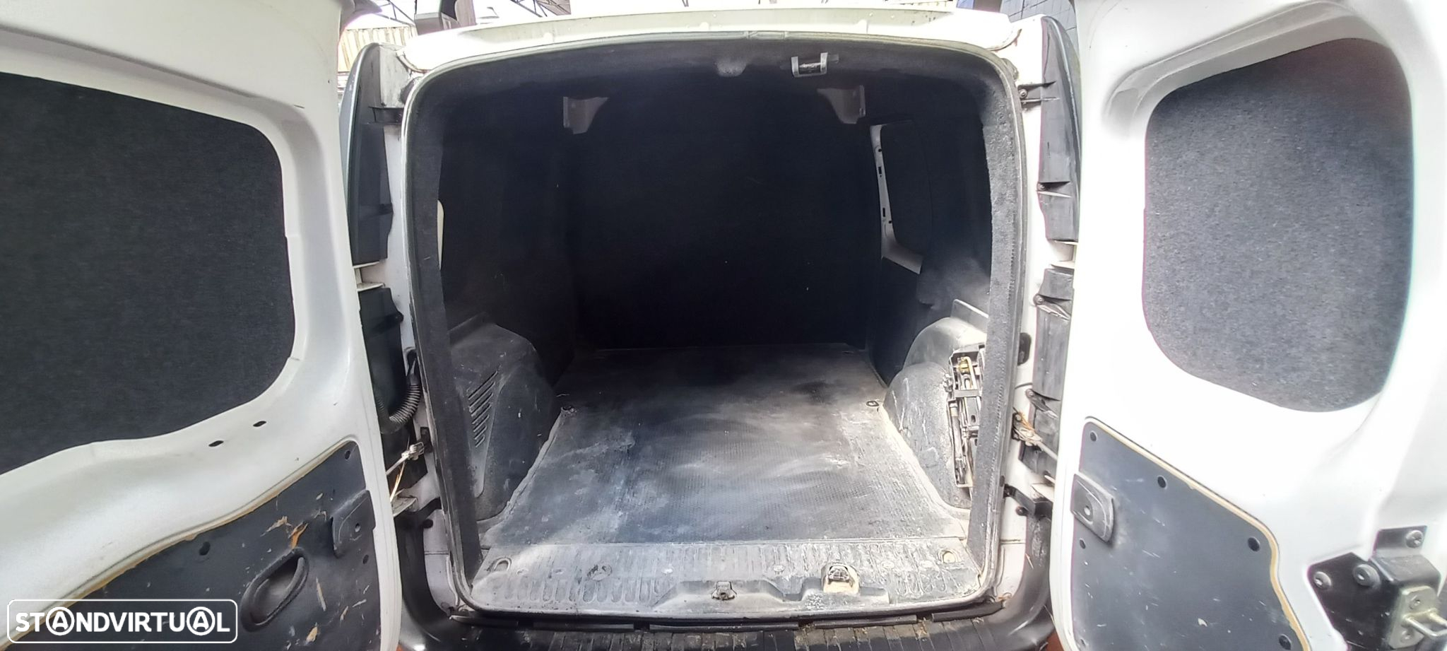 Mercedes-Benz Citan Mercedes-benz  108 Cdi/23 Compacto Active - 11