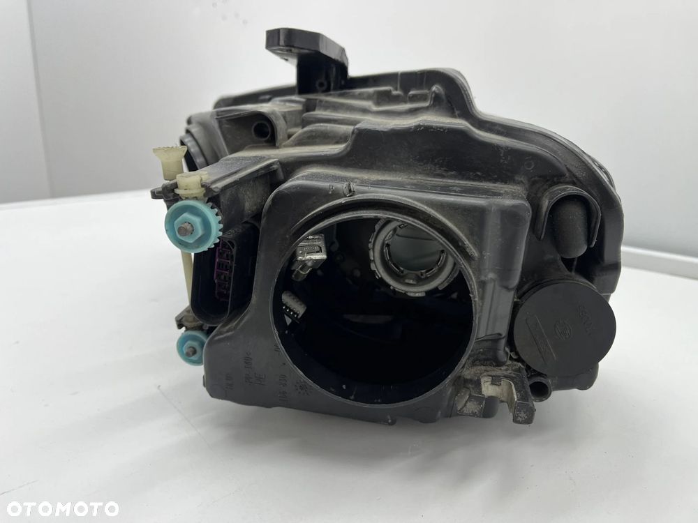 Lampa reflektor Audi A3 8p LIFT 08-13r. PRAWA przednia Bi-xenon + LED Europa oryginał prawy przód 8p - 10