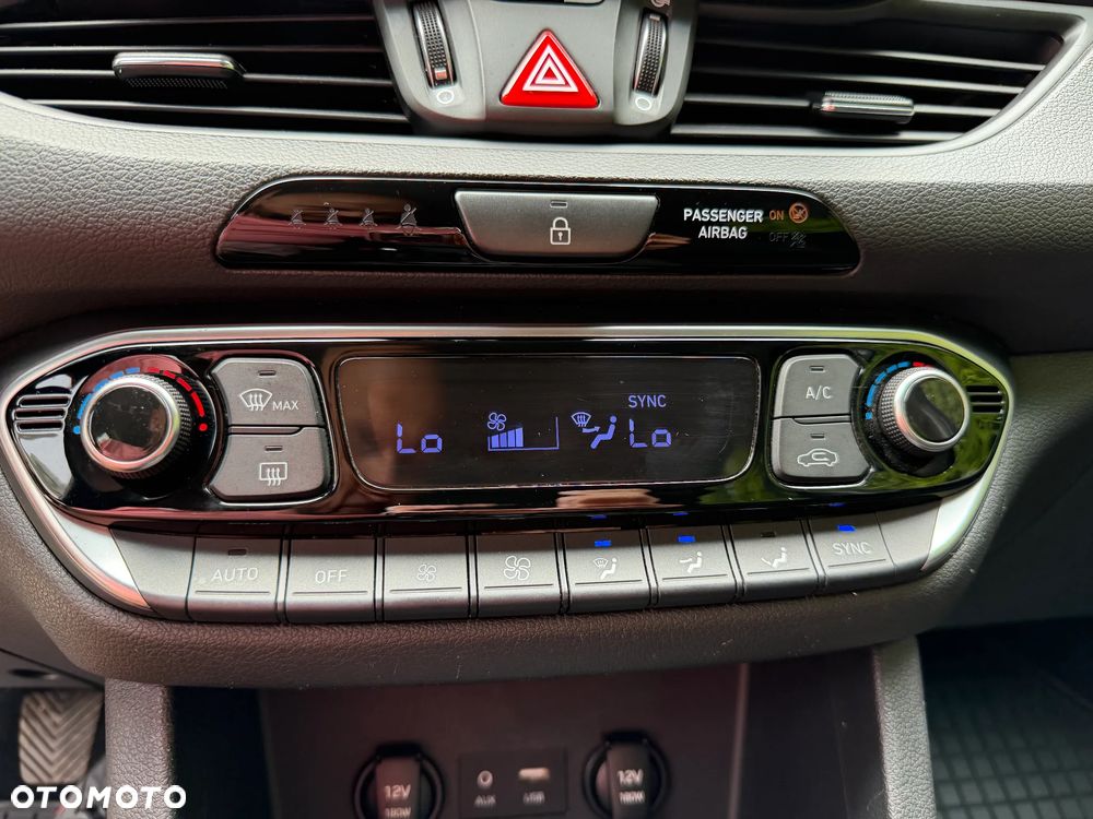 Hyundai i30 1.6 CRDI Select - 21