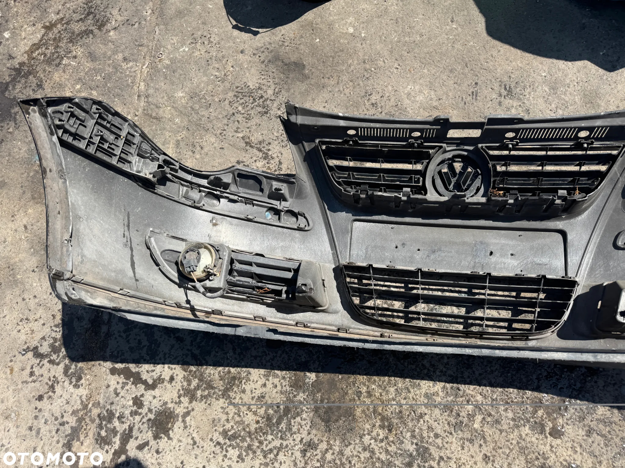 Zderzak Volkswagen Polo IV lift przód kolor LC9Z OE - 4