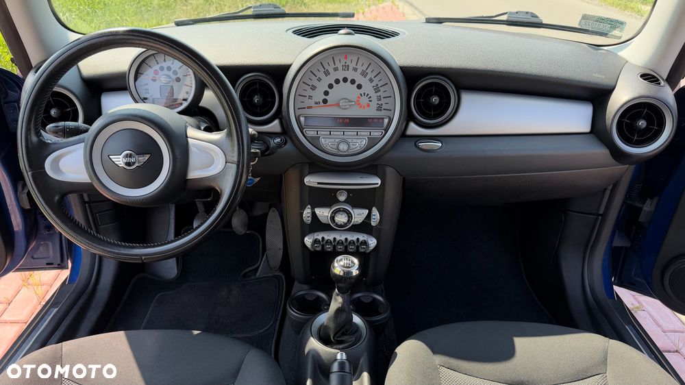 MINI ONE - 10