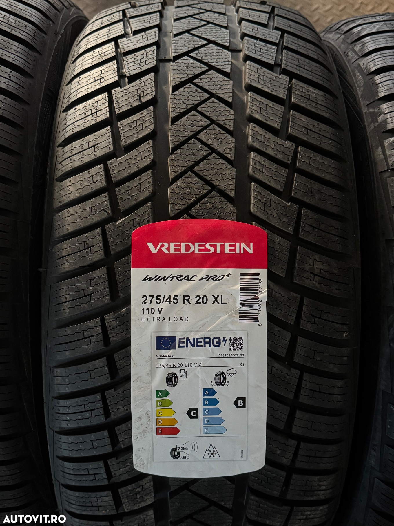 Vând set anvelope 275/45/20-305/40/20 vredestein de iarnă noi - 2
