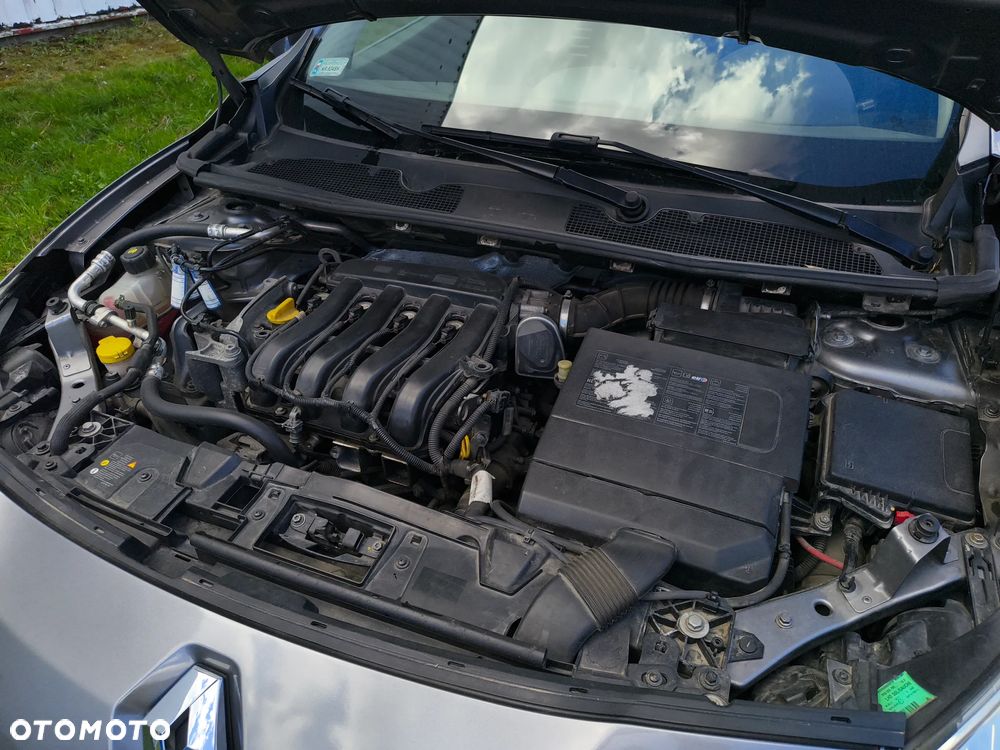 Renault Fluence 1.6 16V Color Edition - 34