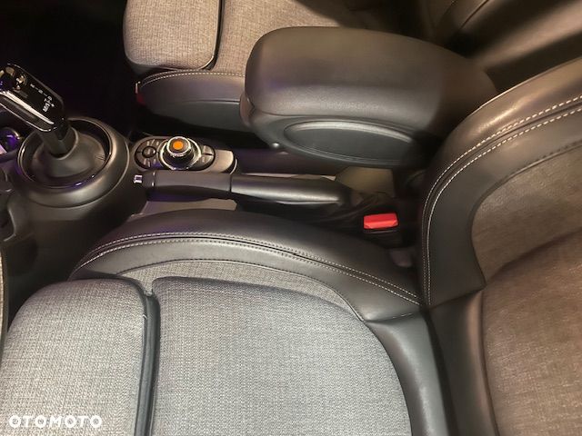 MINI Cooper Standard - 35