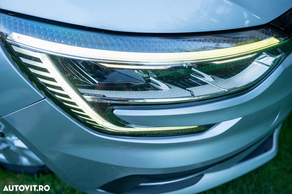 Renault Megane BLUE dCi EDC Zen - 9