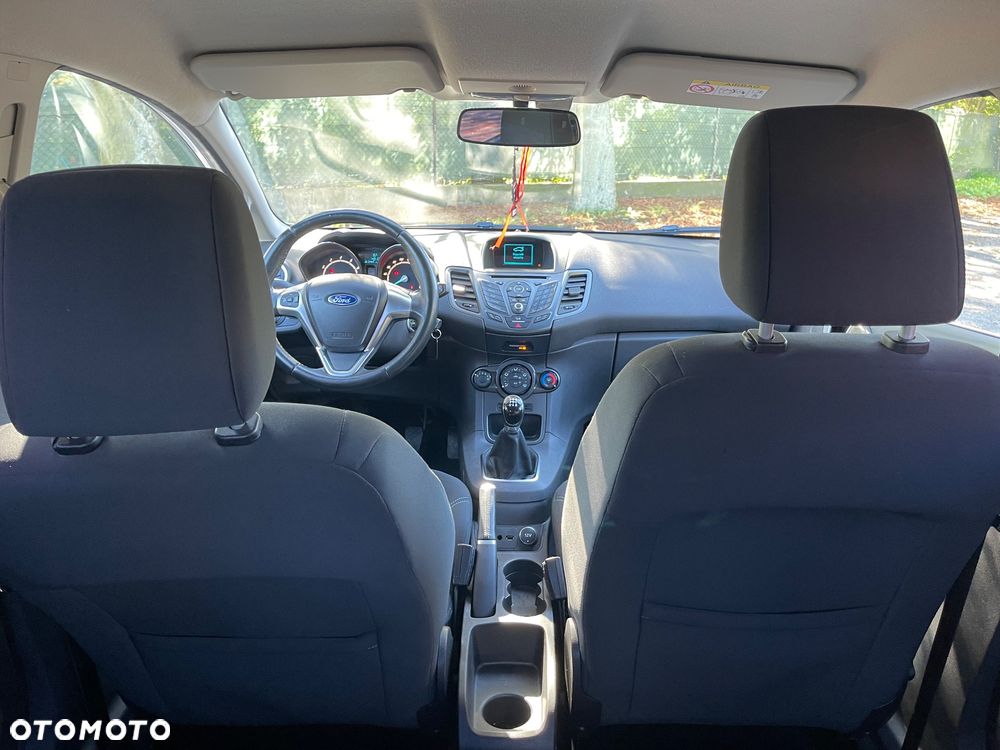 Ford Fiesta 1.25 Titanium - 25