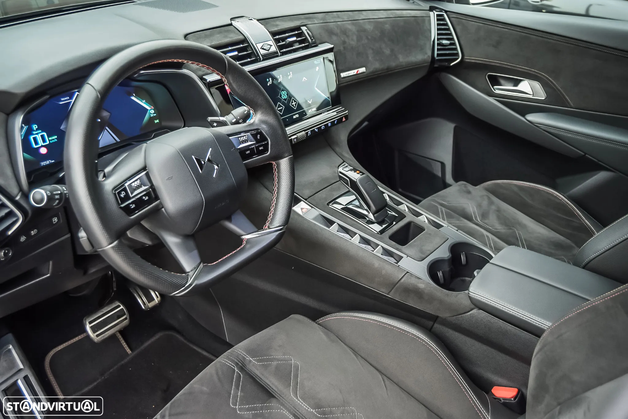DS DS7 Crossback E-Tense Performance Line+ EAT8 - 11
