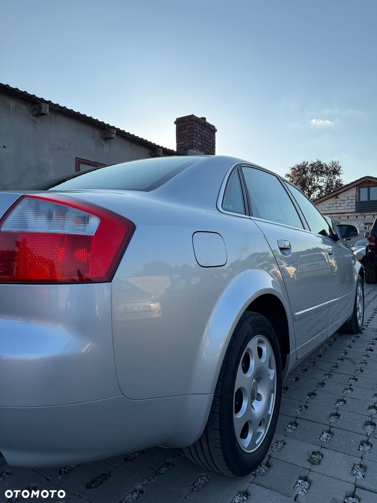 Audi A4 Limousine 1.8 T - 18