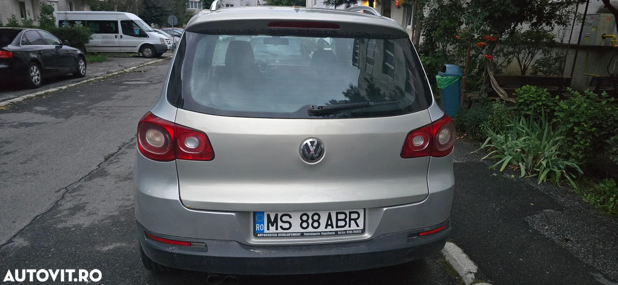 Volkswagen Tiguan - 13