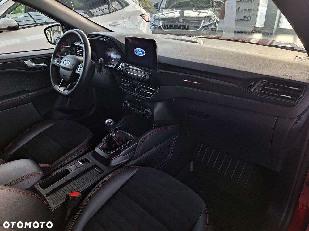 Ford Kuga 1.5 EcoBoost FWD ST-Line X - 21