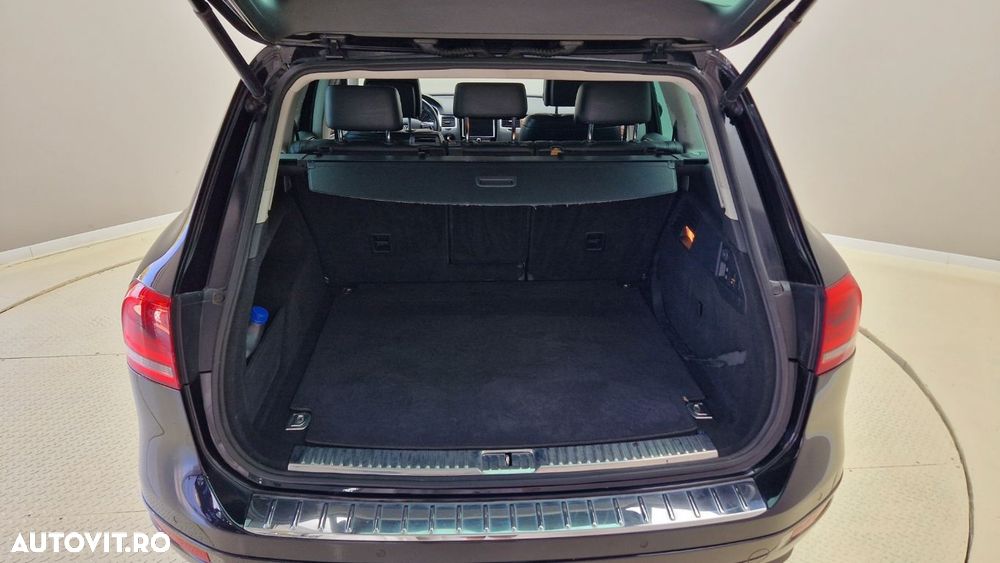 Volkswagen Touareg 3.0 V6 TDI BMT - 22