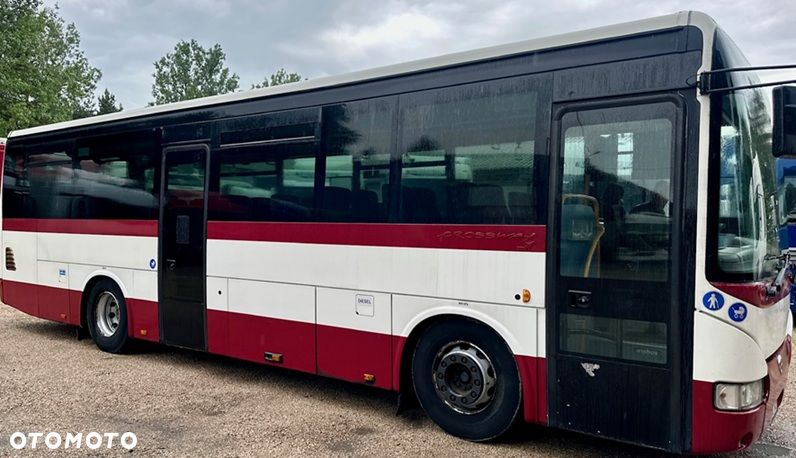Irisbus CROSSSWAY SFR150 MANUAL RETARDER MOTOR IVECO TECTOR 300KM 10.5m 42-SIEDZENIA 32-STOJĄCE 2010r EURO 5 EEV - 5