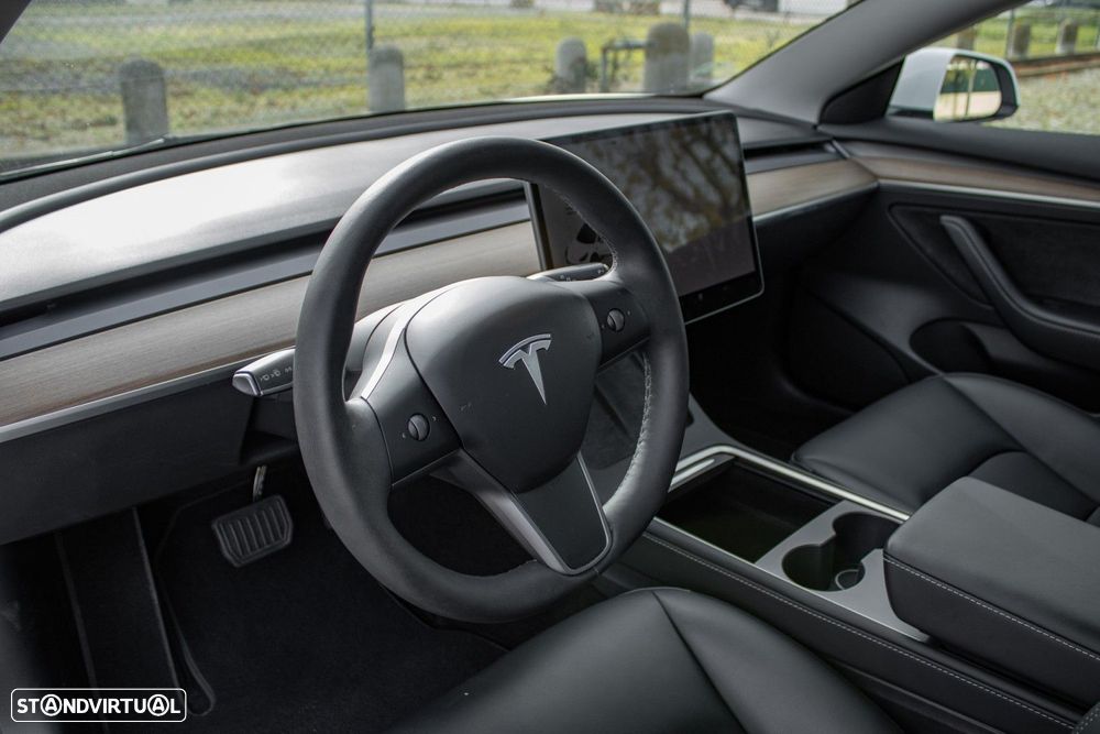 Tesla Model 3 - 15