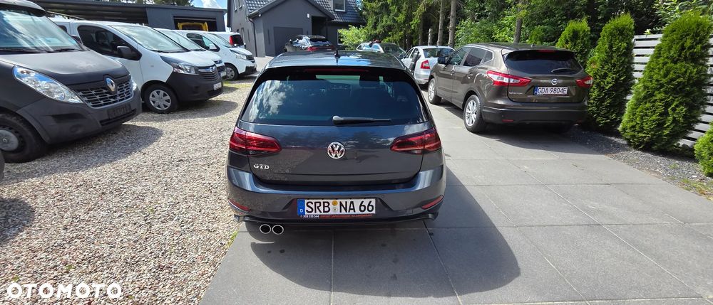 Volkswagen Golf GTD 2.0 TDI SCR DSG - 8
