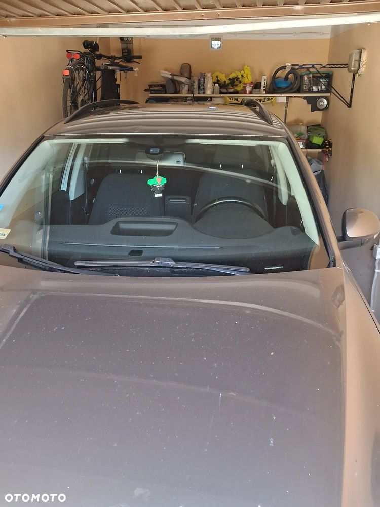 Volkswagen Tiguan - 2