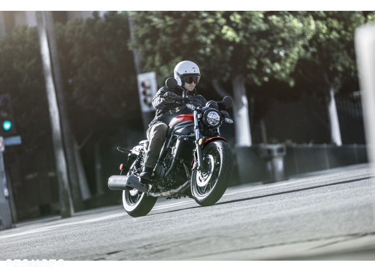 Kawasaki Eliminator 500 - 7