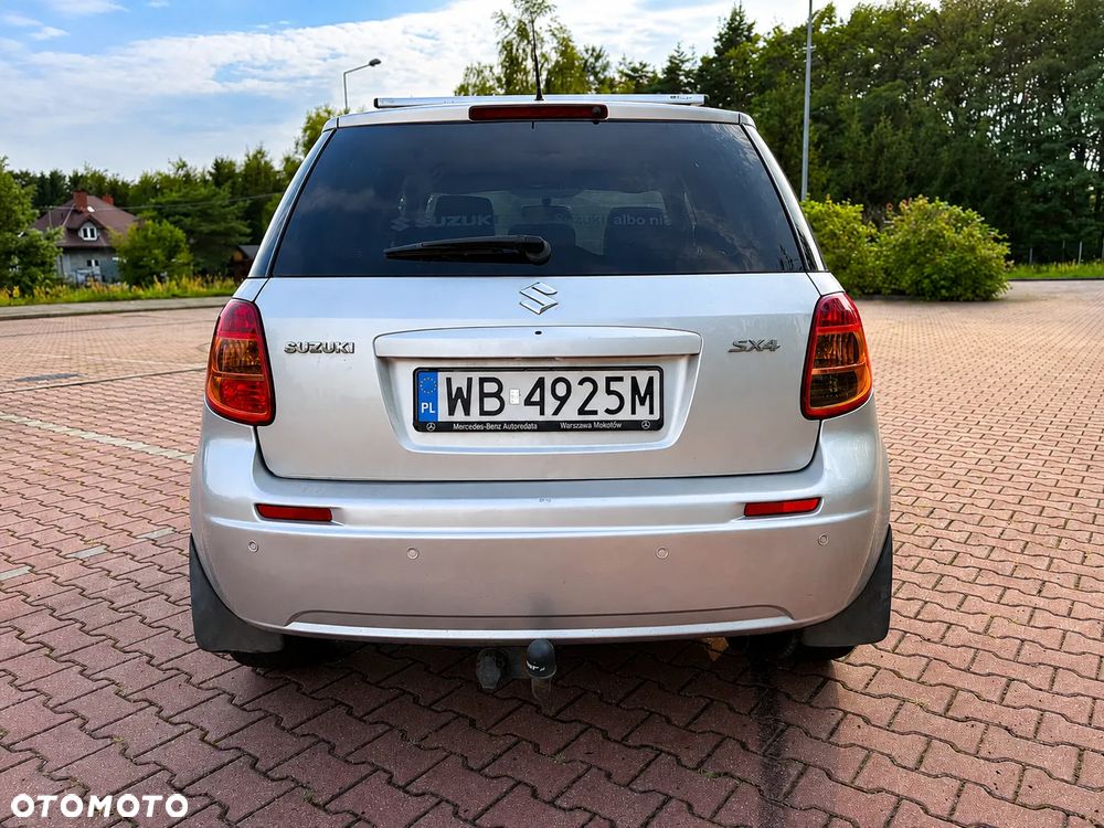 Suzuki SX4 1.6 GS/Premium - 8