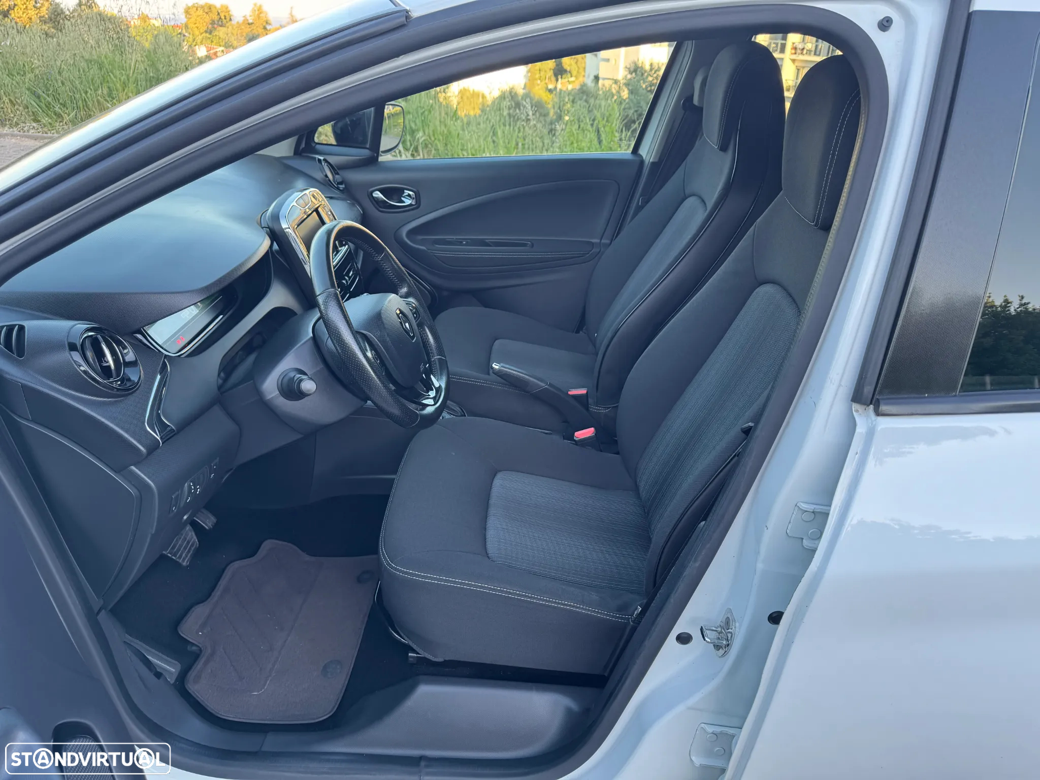 Renault Zoe (c/ Bateria) 41 kwh Intens - 11